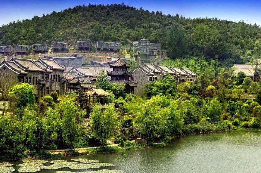 2022 年高考各地作文题有哪些亮点？哪一个的最难？